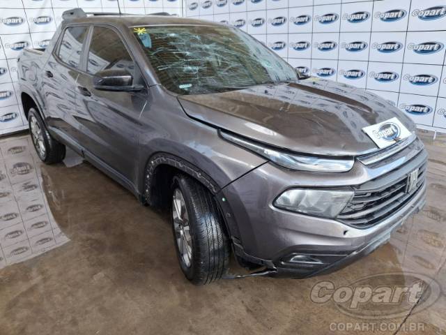 2022 FIAT TORO 