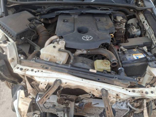 2019 TOYOTA HILUX CD 