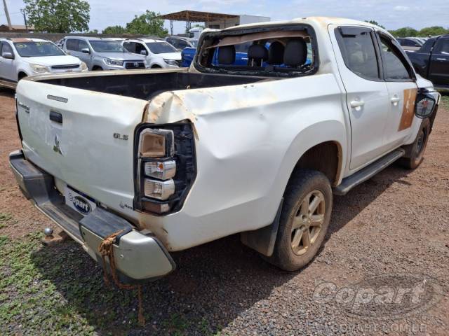 2022 MITSUBISHI L200 TRITON 