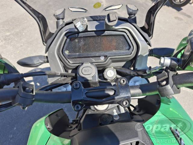 2025 BAJAJ DOMINAR 