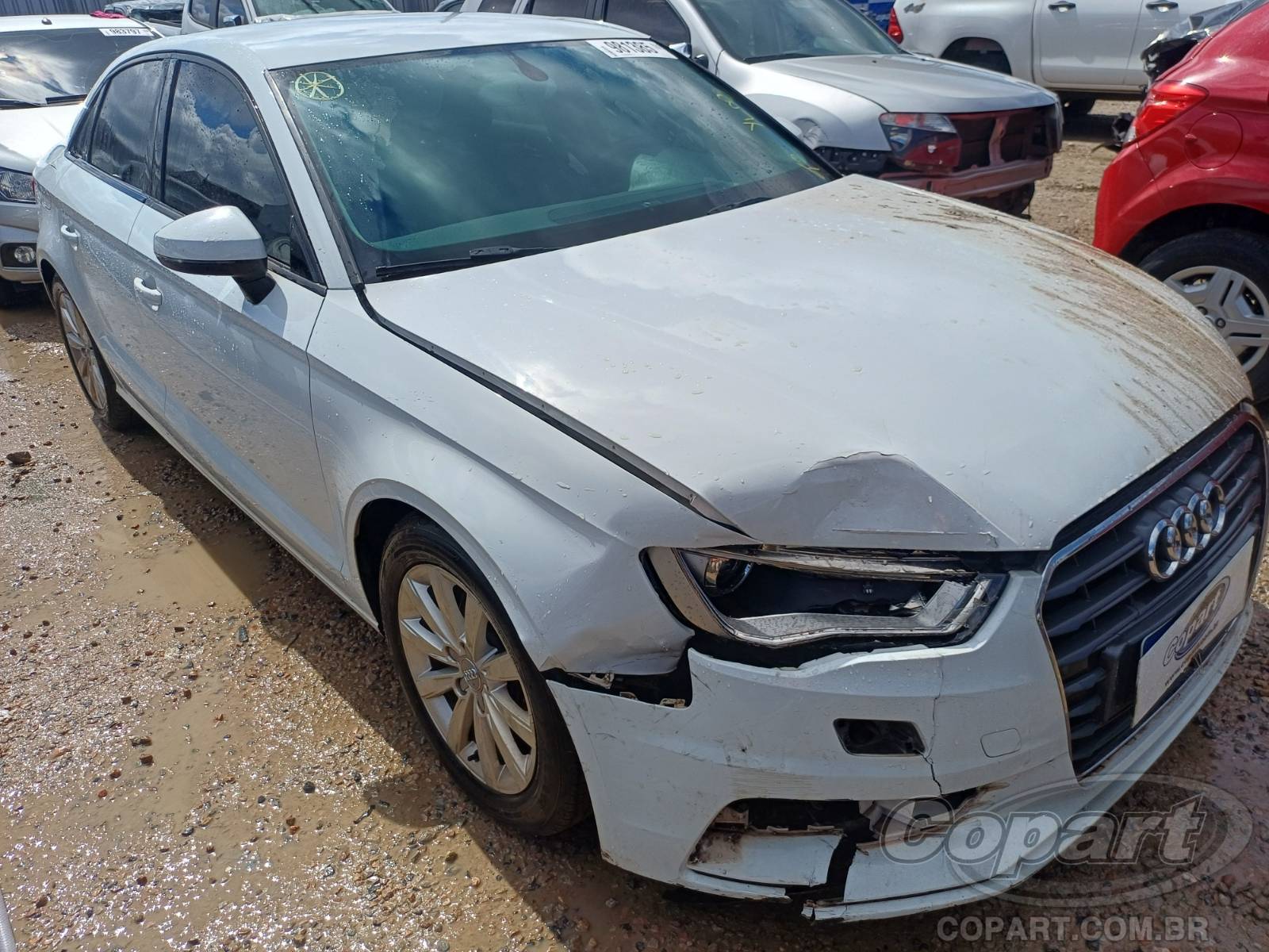Veículo Audi A3 Audi A3 Sedan 1.4 16V TFSI Turbo 2014 Colisão Pequena Monta 2014 em leilão