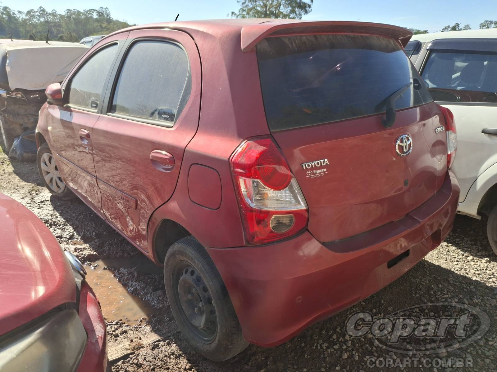 2017 TOYOTA ETIOS — foto 3 de 10