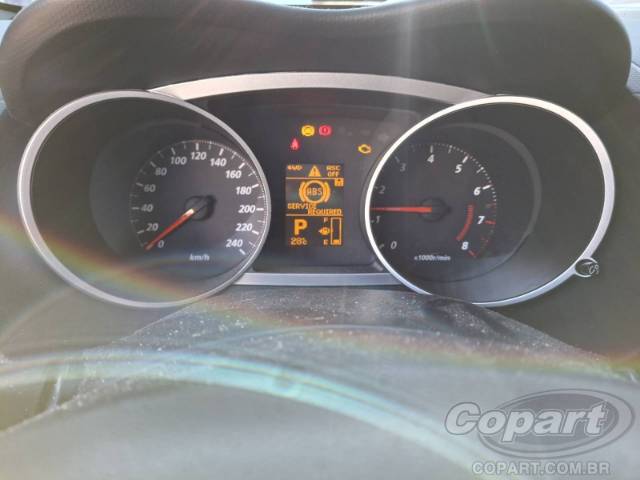 2010 MITSUBISHI OUTLANDER 