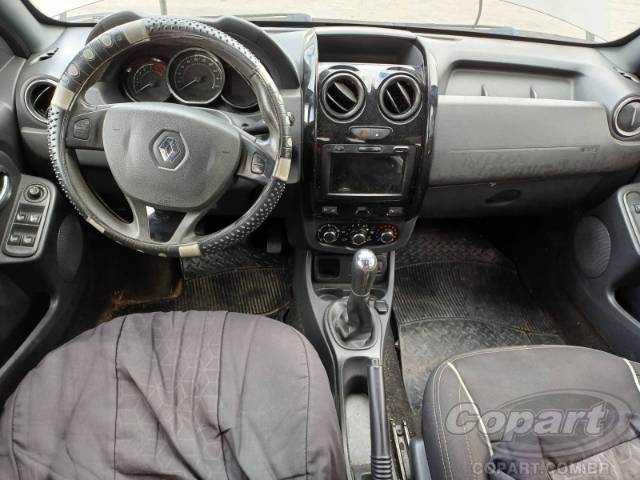 2022 RENAULT DUSTER OROCH 