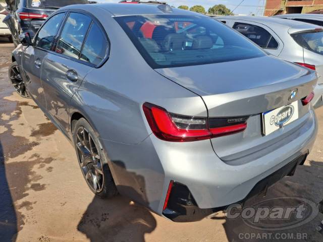 2025 BMW SERIE 3 