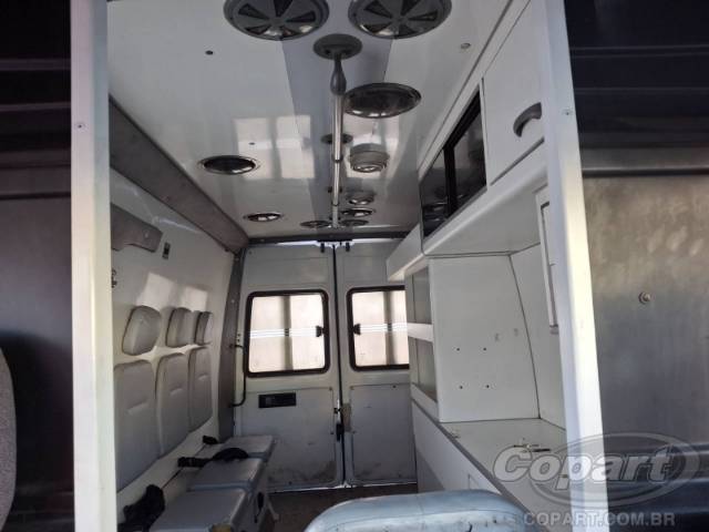 2004 MERCEDES BENZ SPRINTER 