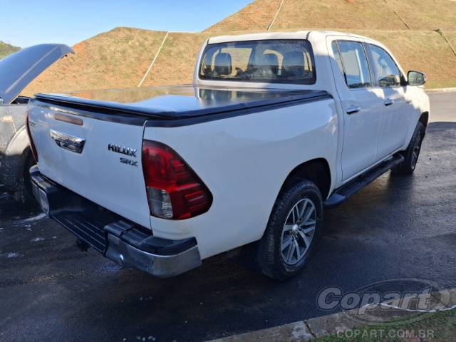 2016 TOYOTA HILUX CD 