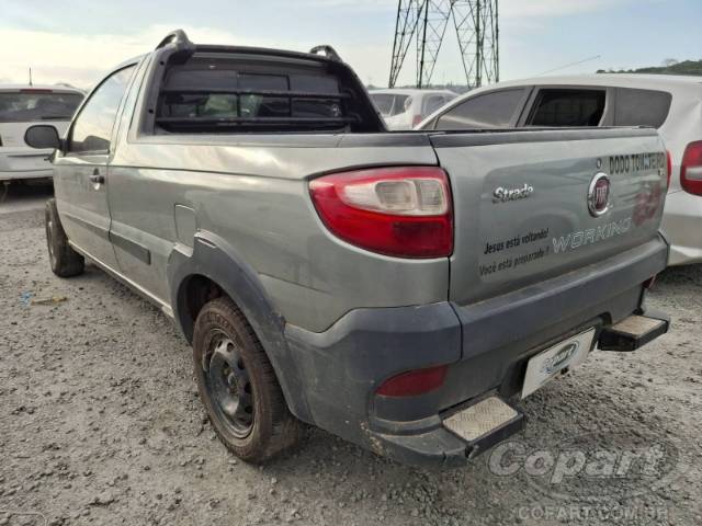 2015 FIAT STRADA 