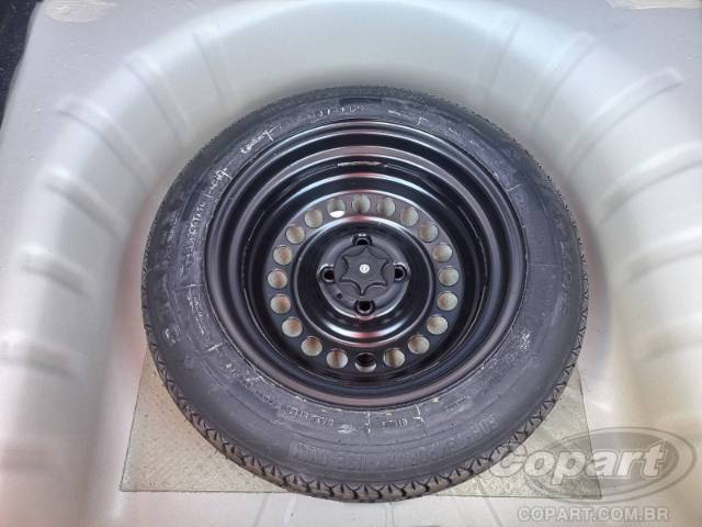 2025 NISSAN Kicks Play 