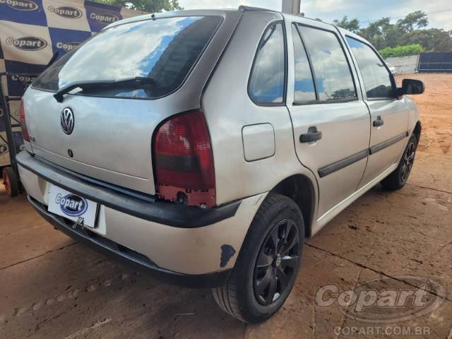 2004 VOLKSWAGEN GOL 