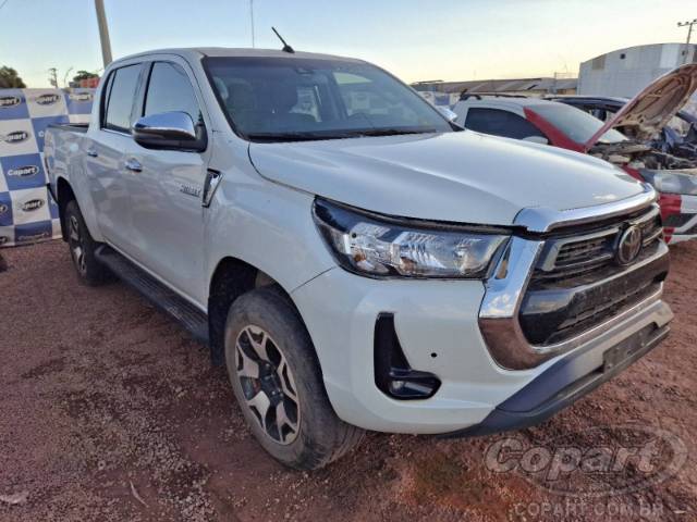 2022 TOYOTA HILUX CD 