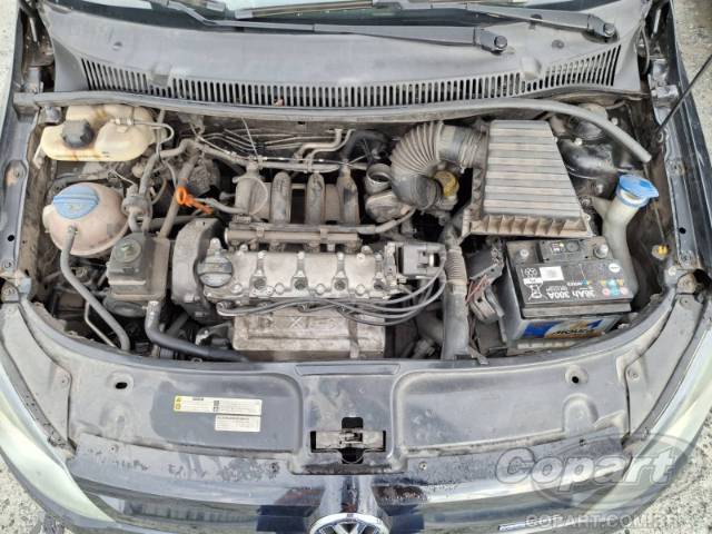 2013 VOLKSWAGEN FOX 