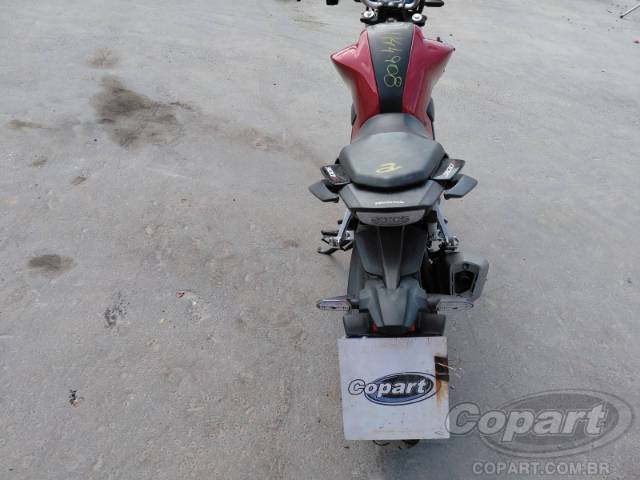 2025 HONDA CB 300F 