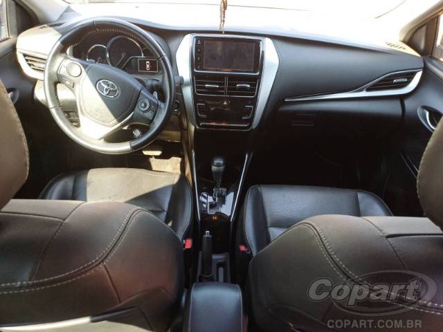2021 TOYOTA YARIS SEDA 