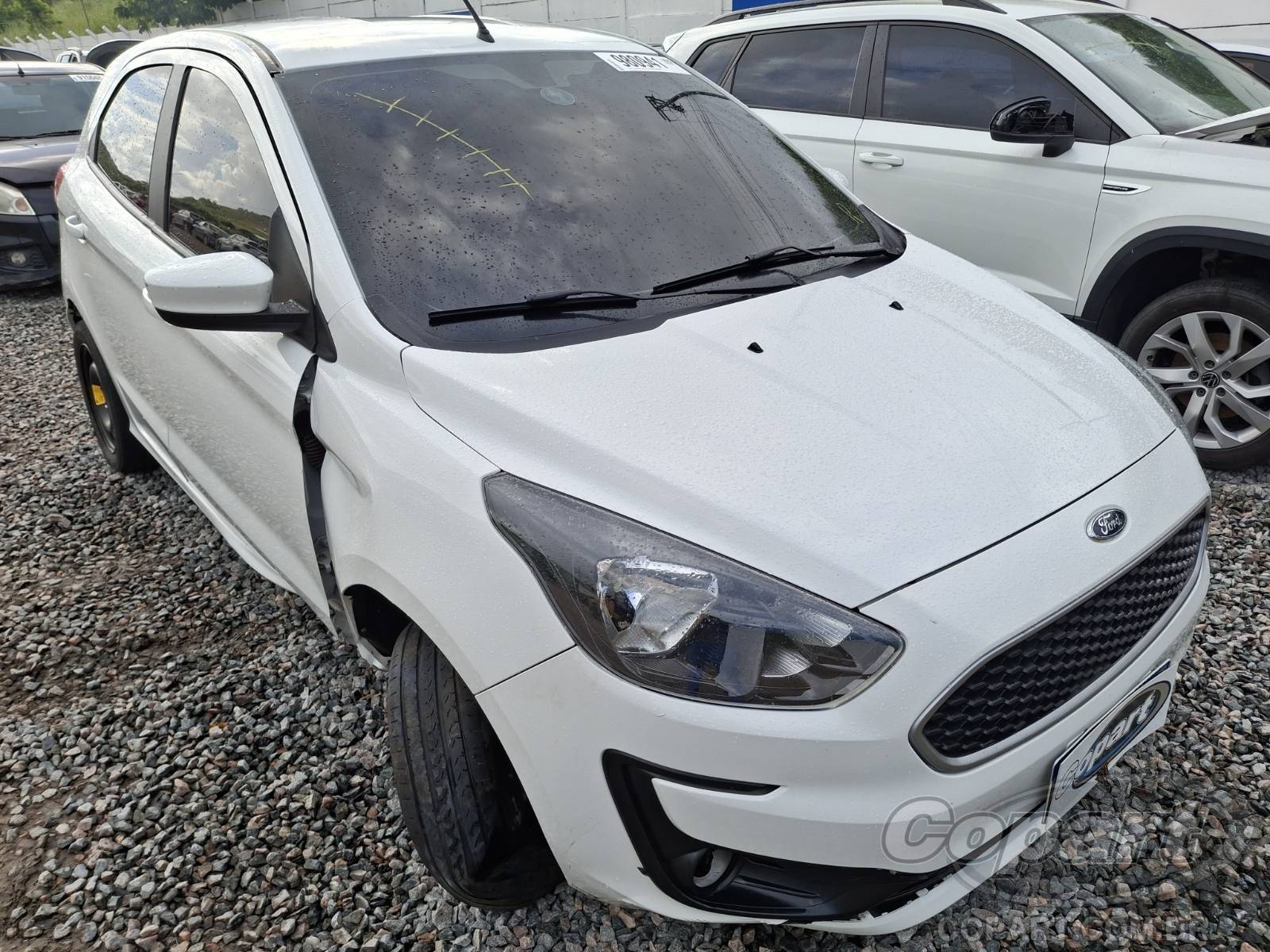 Veículo Ford Ka Ford Ka SE Plus 1.0 12V TiVCT 2020 Colisão Média Monta 2020 em leilão