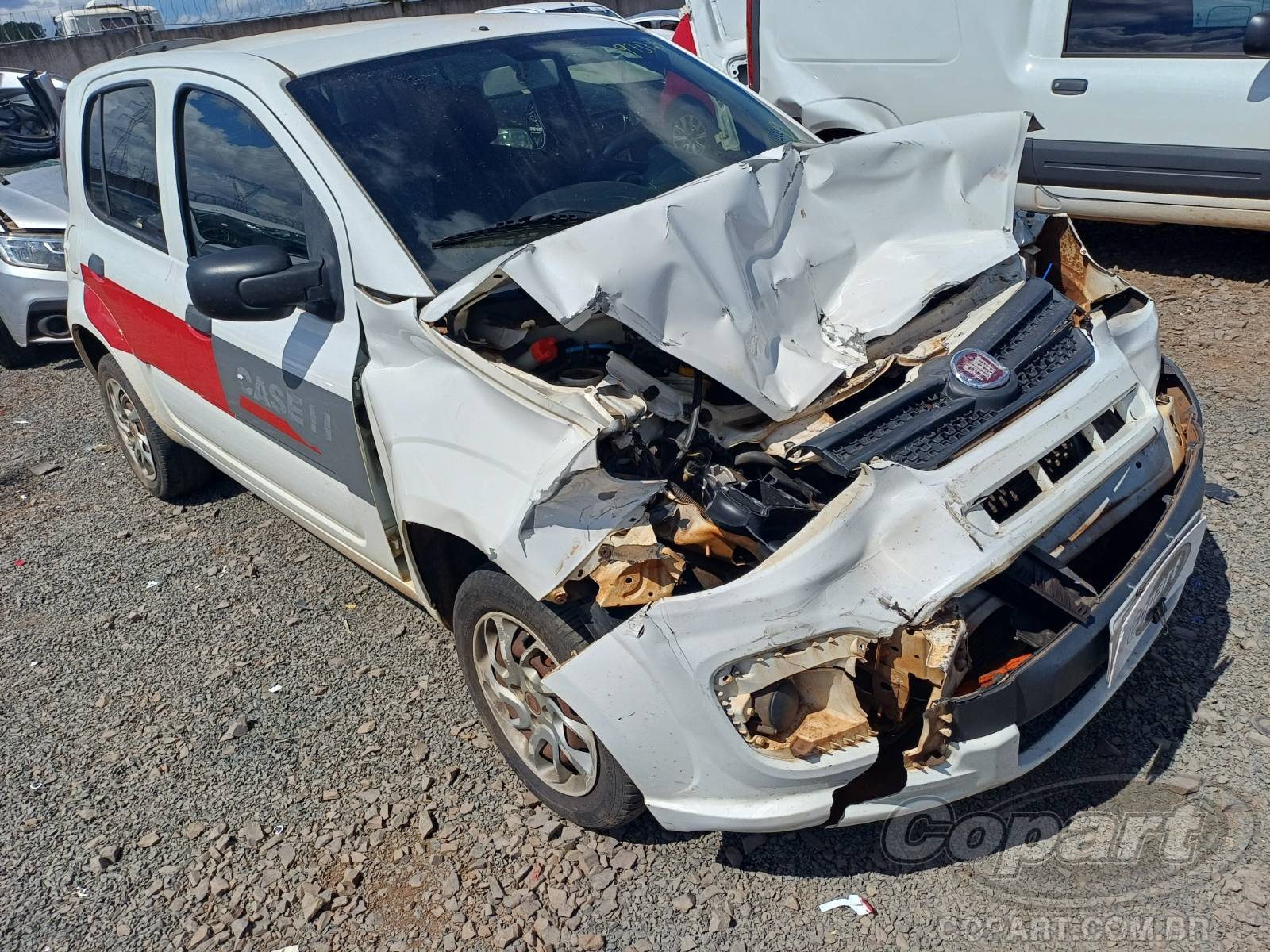 Fiat Uno Attractive 1.0 Evo 2020 Colisão Média Monta