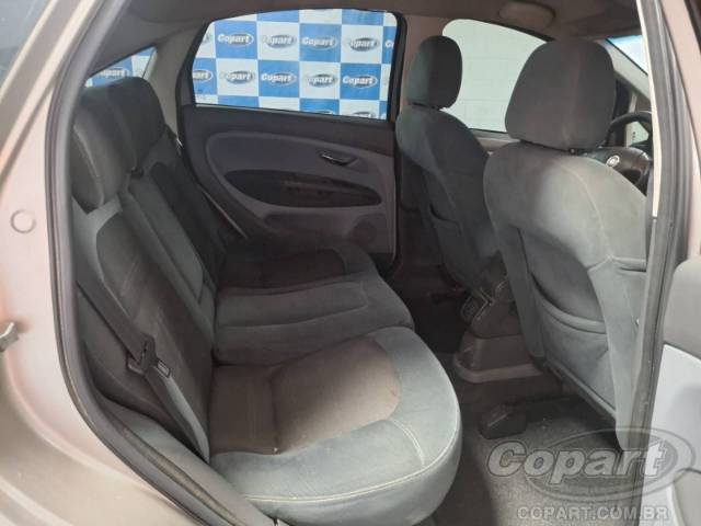 2013 FIAT LINEA 