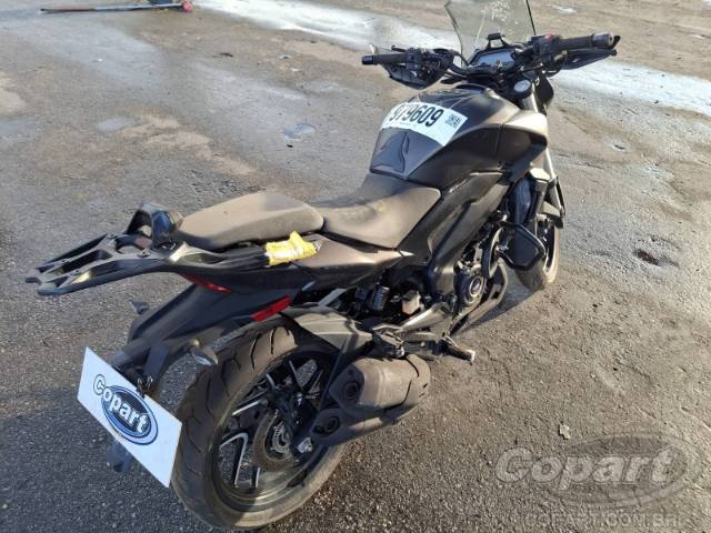 0 BAJAJ DOMINAR 
