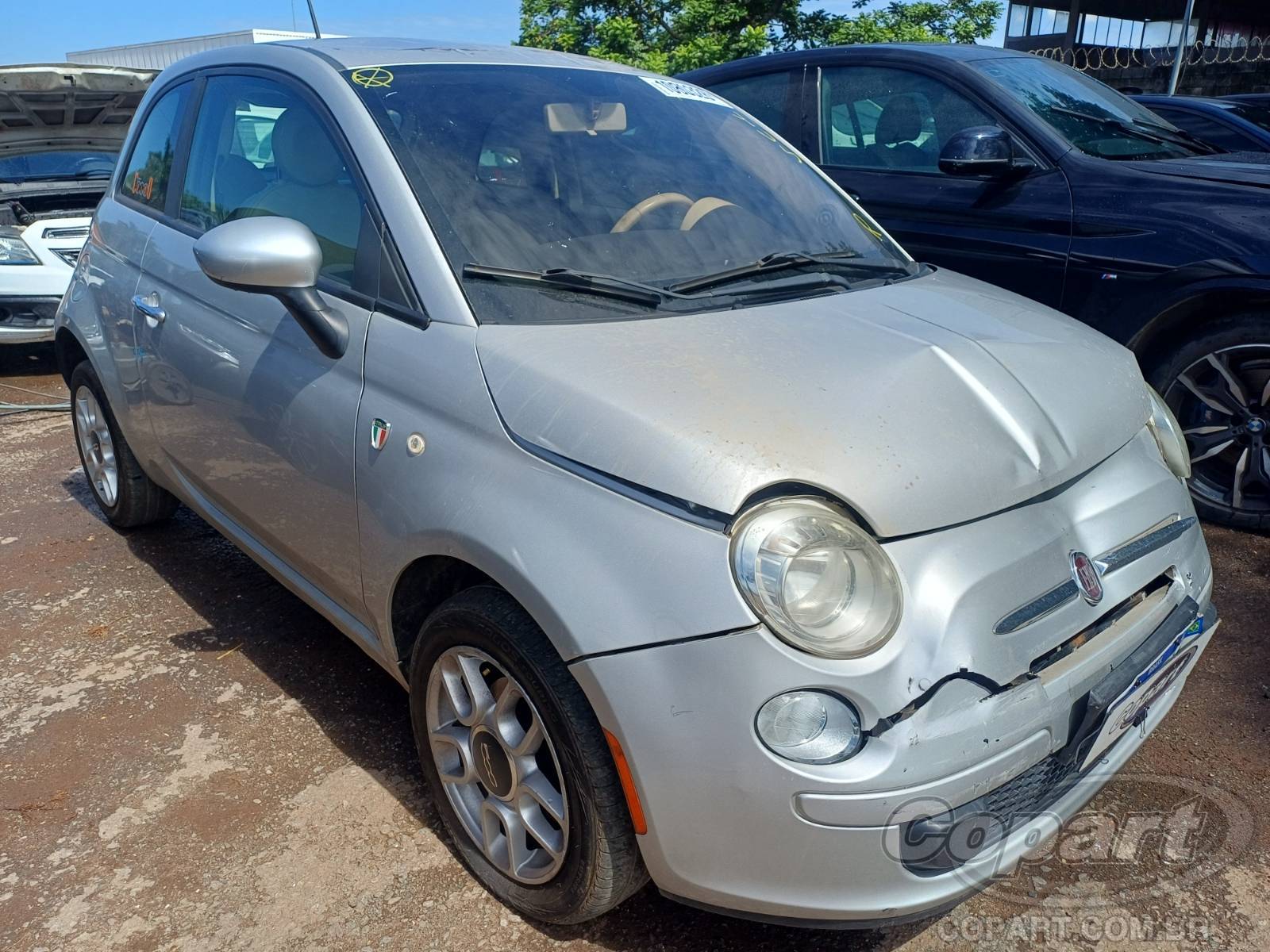Fiat 500 2012 em leilão