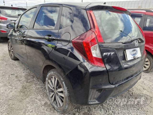 2016 HONDA FIT 