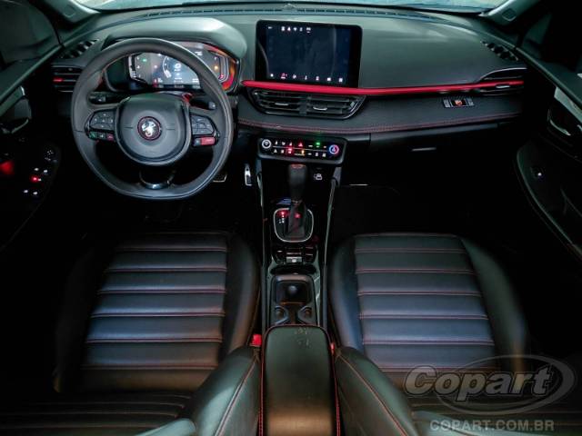 2025 FIAT FASTBACK 