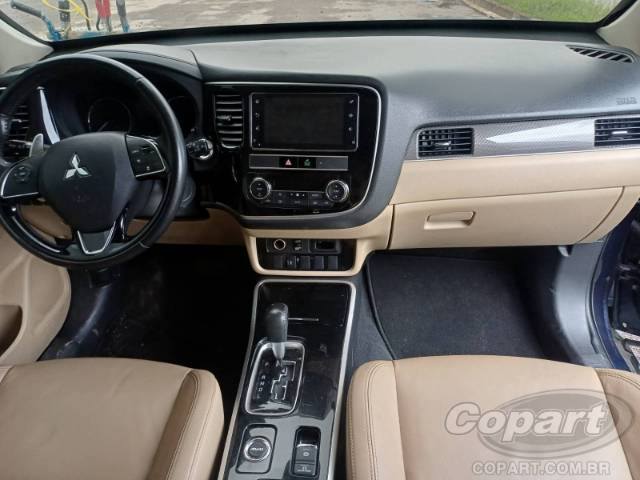 2020 MITSUBISHI OUTLANDER 