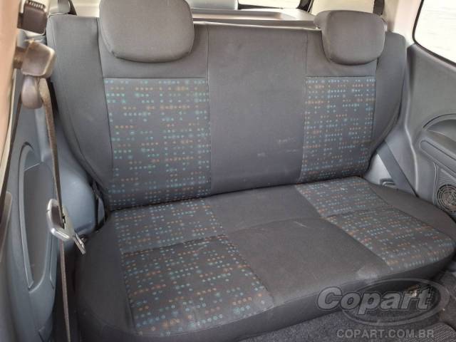 2013 FIAT UNO 
