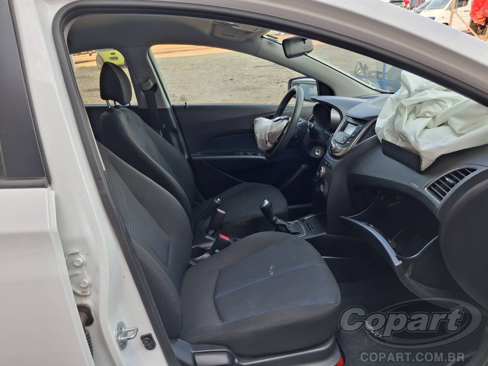 2015 HYUNDAI HB20 — foto 5 de 10
