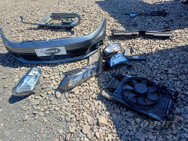 2018 VOLKSWAGEN VOYAGE 