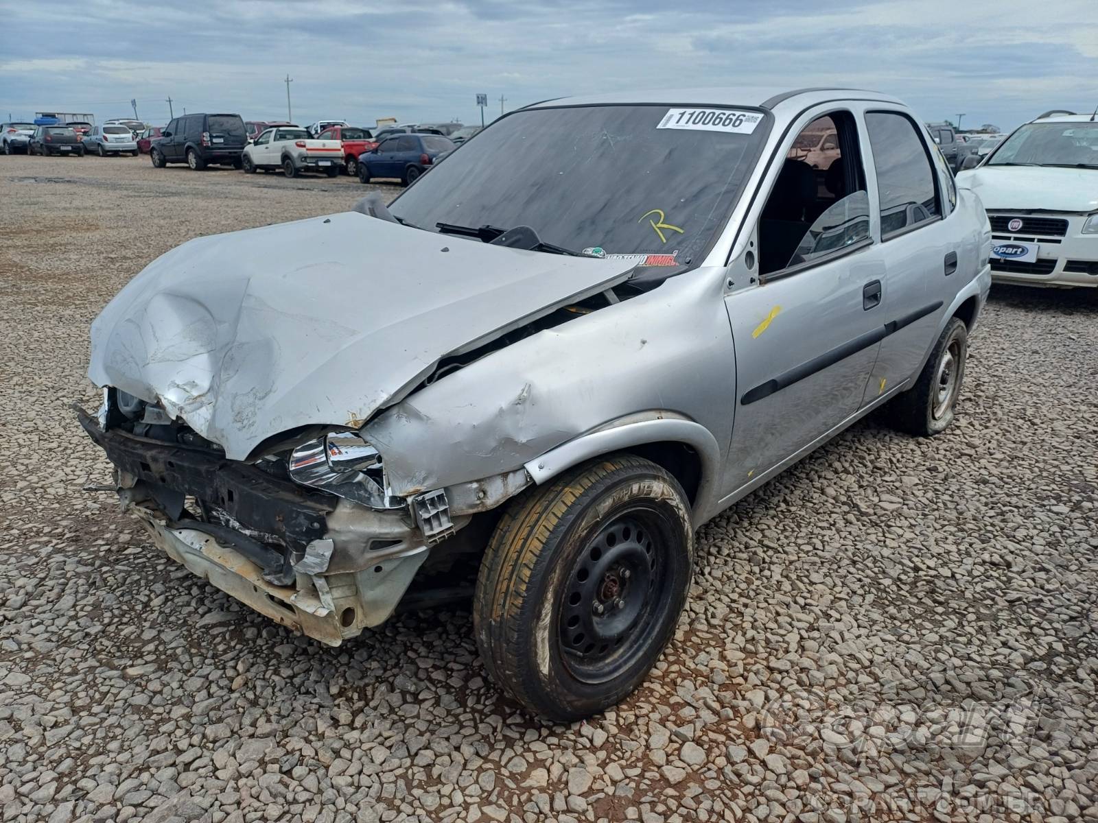 Foto 2: 2003 CHEVROLET CORSA SEDAN