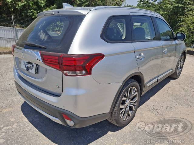2018 MITSUBISHI OUTLANDER 
