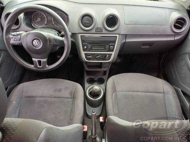 2016 VOLKSWAGEN VOYAGE 