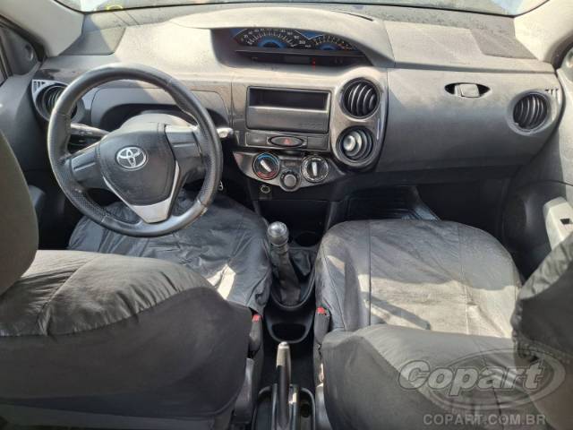 2015 TOYOTA ETIOS 