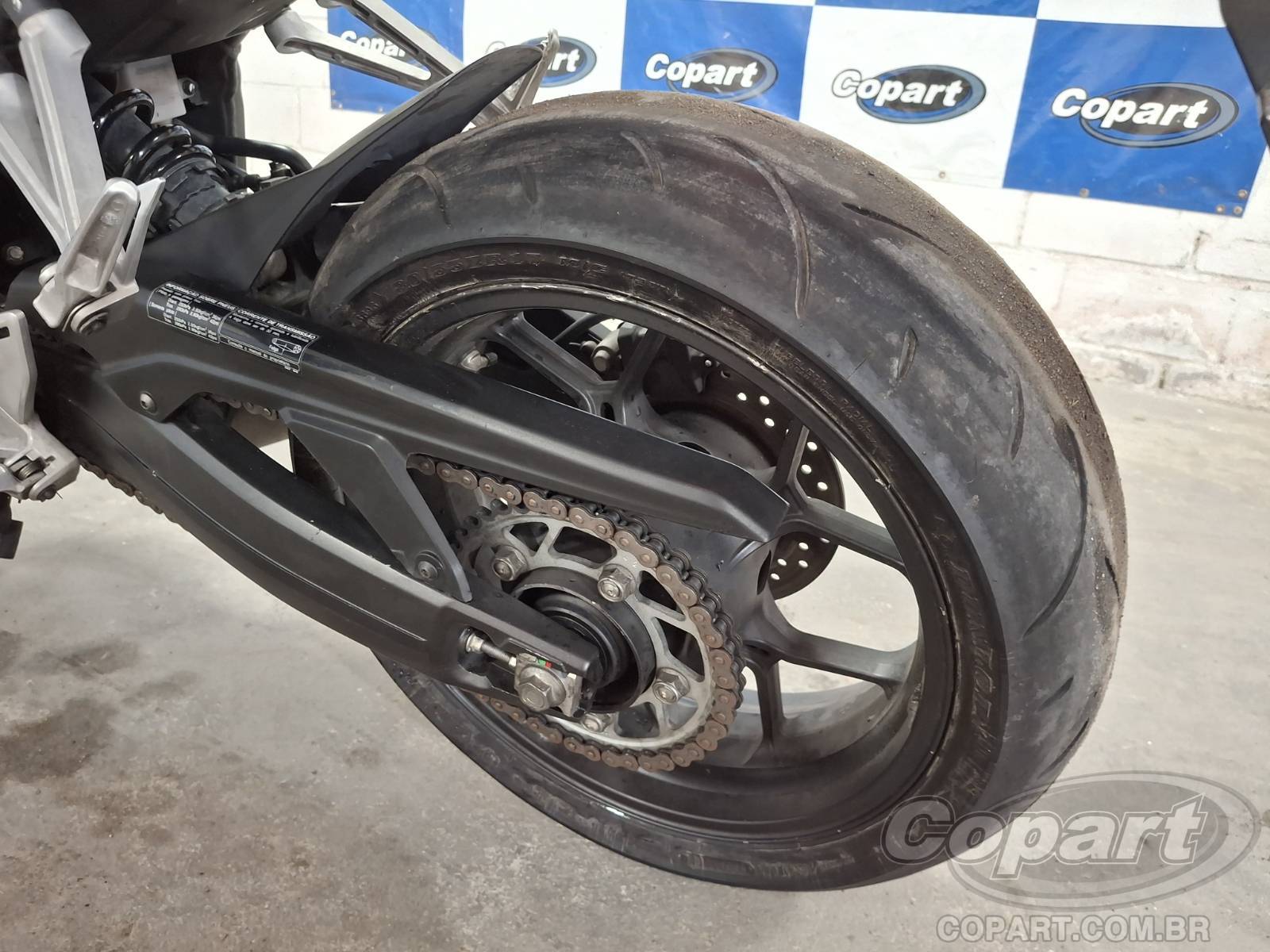 Foto 7 de 10: 2024 HONDA CB 650 R