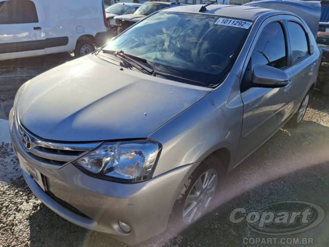 2017 TOYOTA ETIOS SEDA 