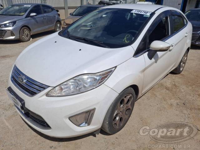 2013 FORD FIESTA SEDAN 