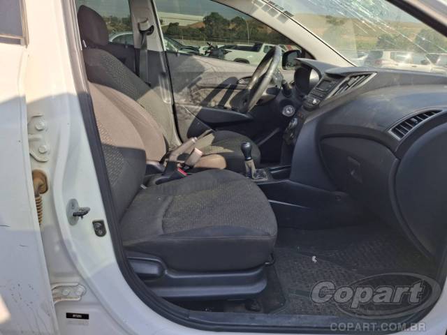 2017 HYUNDAI HB20 