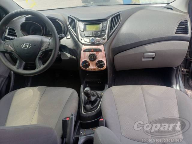 2014 HYUNDAI HB20S 