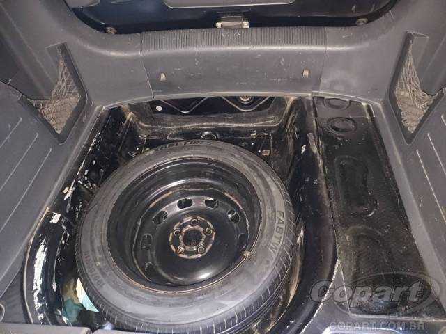 2011 VOLKSWAGEN SPACEFOX 