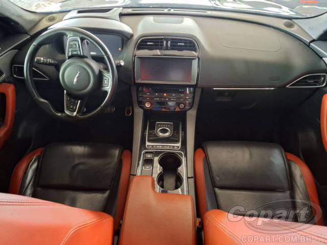 2017 JAGUAR F-PACE 
