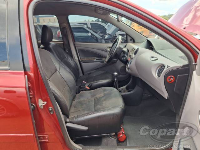 2013 TOYOTA ETIOS SEDA 