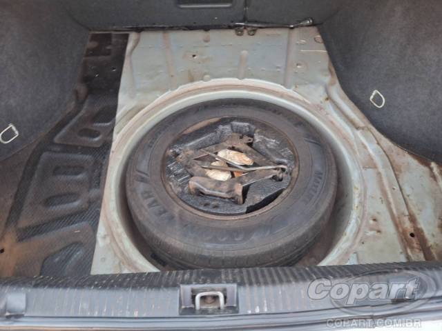 2001 CHEVROLET VECTRA 