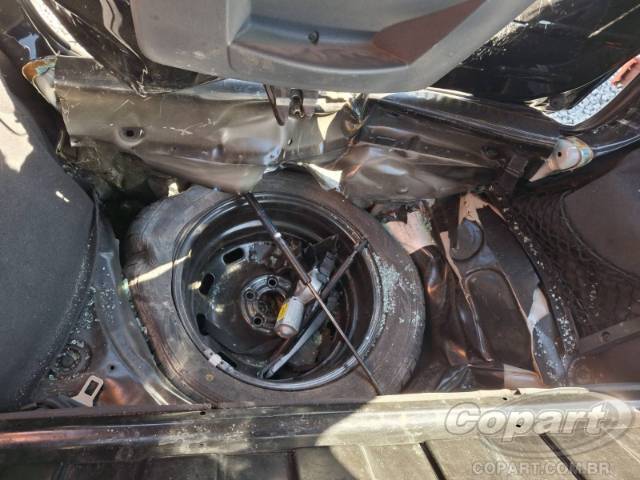2014 VOLKSWAGEN FOX 