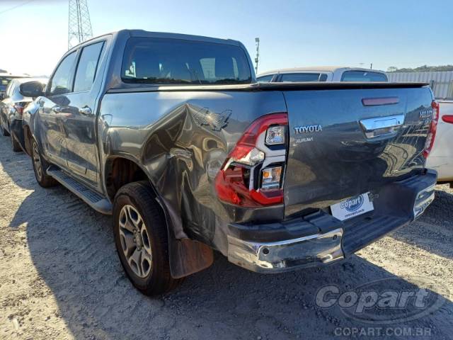 2022 TOYOTA HILUX CD 