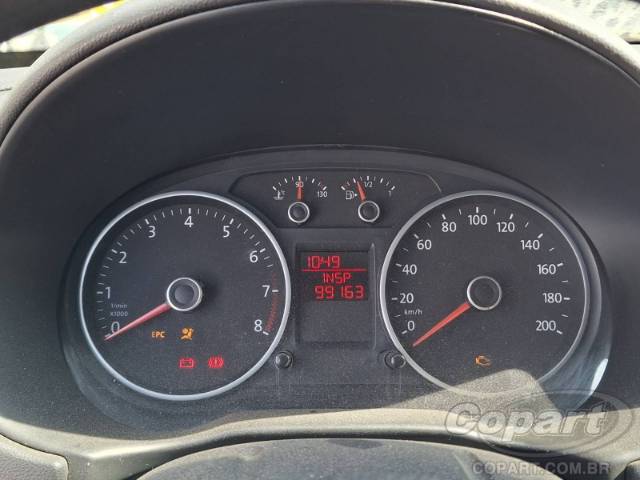 2016 VOLKSWAGEN VOYAGE 