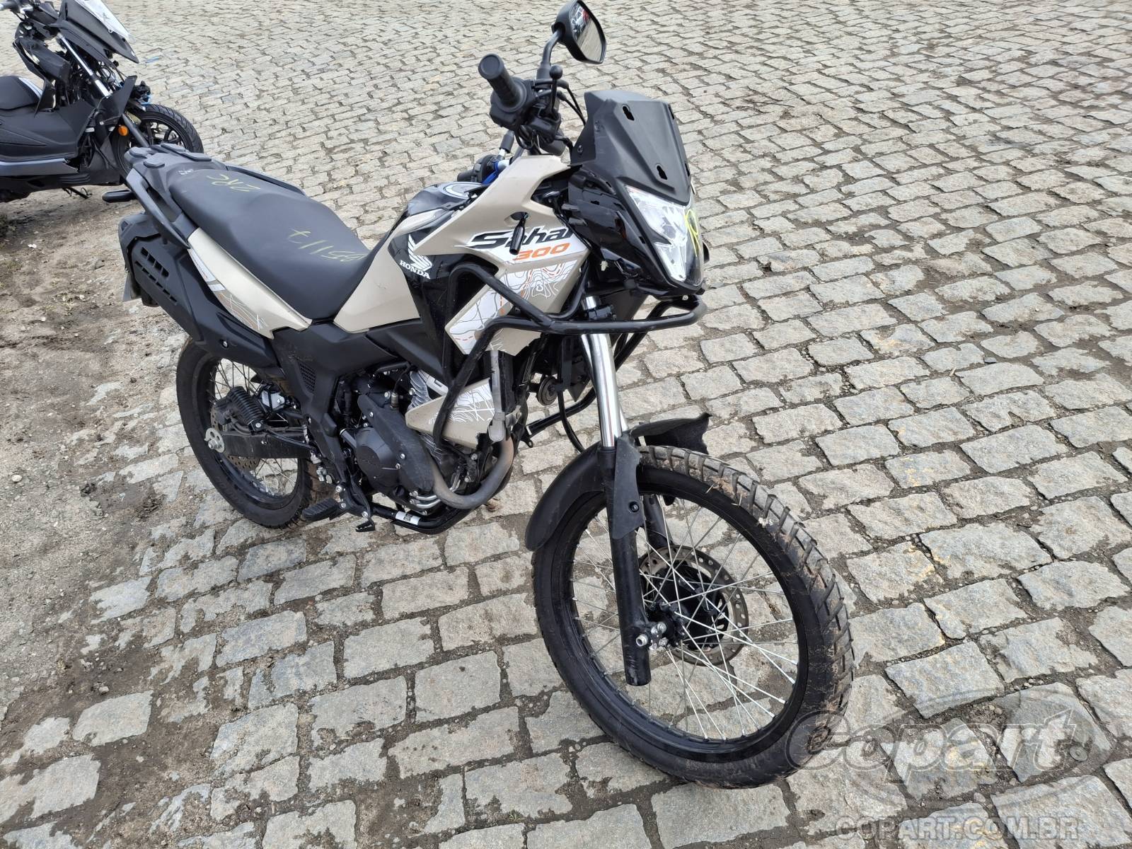 2026 HONDA XRE SAHARA 300