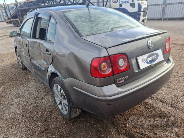2011 VOLKSWAGEN POLO SEDAN 