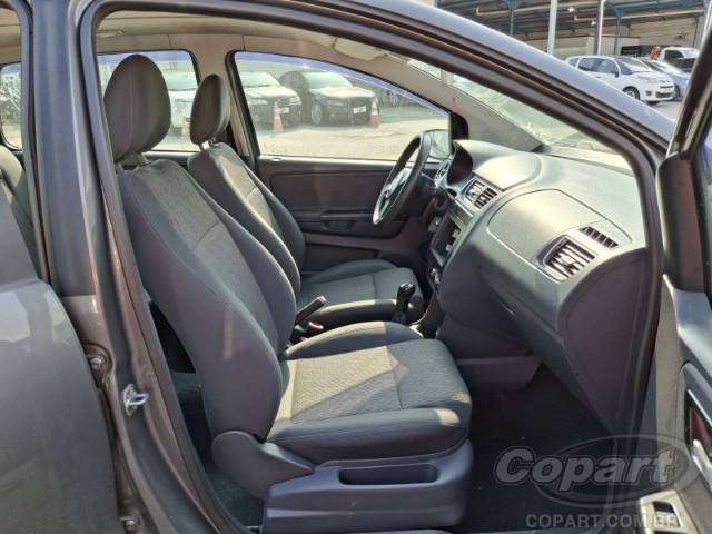 2013 VOLKSWAGEN FOX 