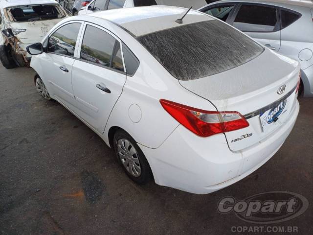 2014 HYUNDAI HB20S 
