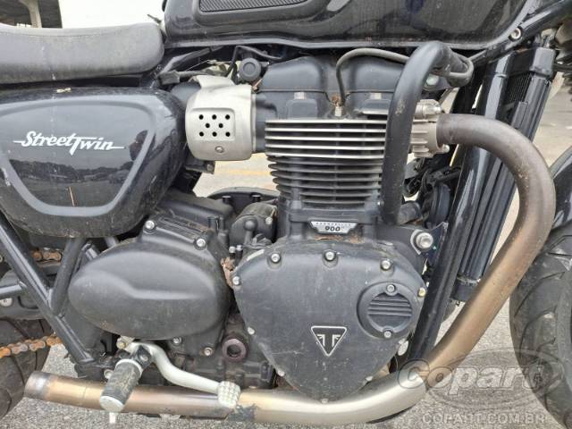 2017 TRIUMPH STREET TWIN 